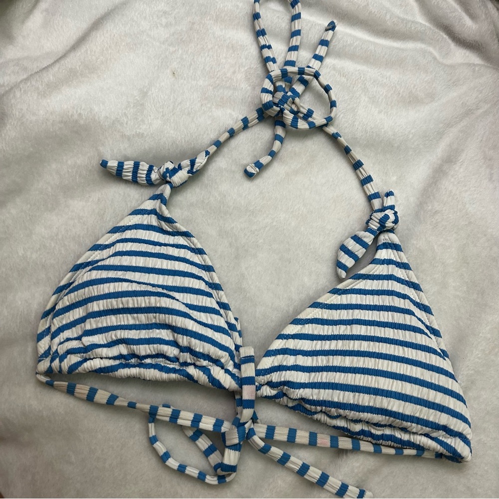 4/$10 Hula Honey blue and white striped textured bikini top